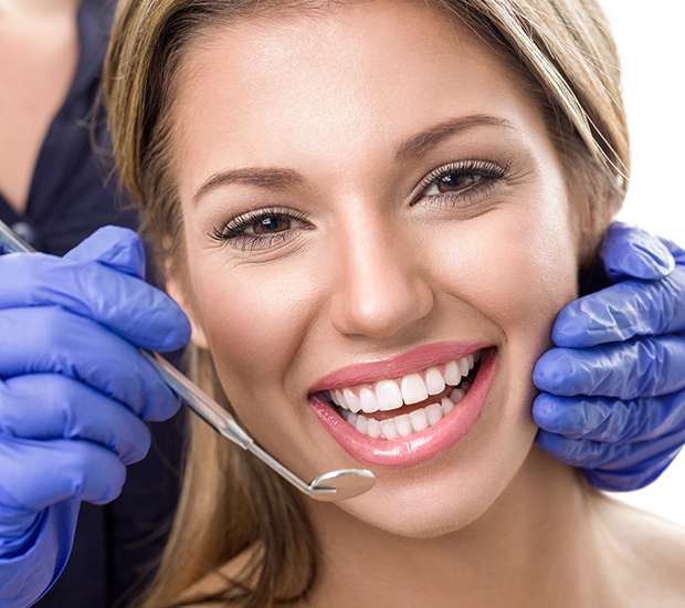 Hurst Teeth Whitening at Dentist